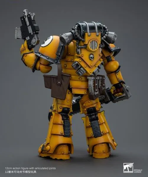 Imperial Fists Legion MkIII Despoiler Squad Legion Despoiler with Chainsword 1/18 Scale | Warhammer 40K: The Horus Heresy | Joy Toy