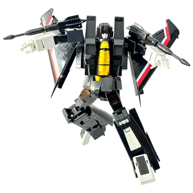 MTRC-09 White Wash Exclusive | MakeToys | Colorverse Series