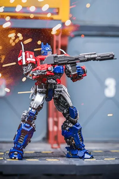 09 Optimus Prime Smart Kit Model Kit | Transformers: Bumblebee | Trumpeter