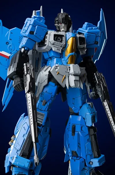 Thundercracker MDLX Scale Collectible Figure | Transformers | Threezero