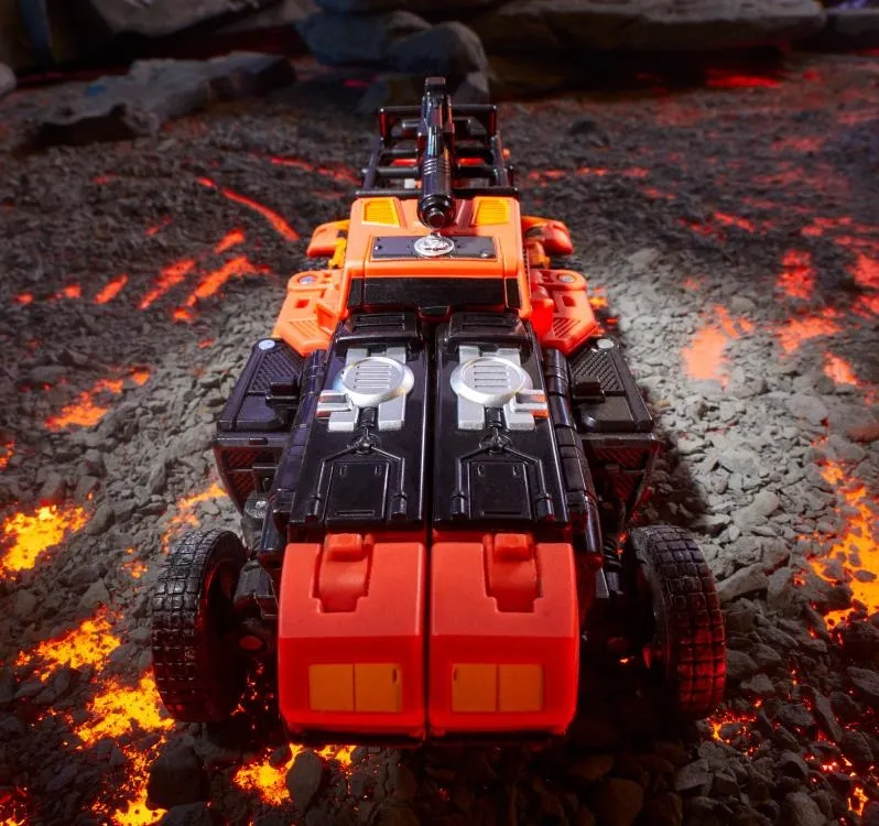 G1 Triple Changer Sandstorm Leader Class | Transformers Generations Legacy