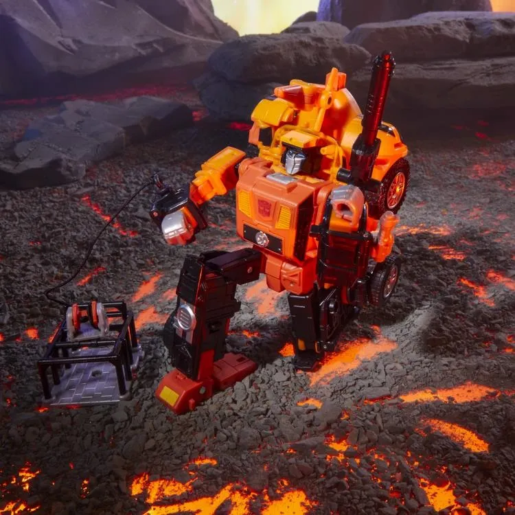G1 Triple Changer Sandstorm Leader Class | Transformers Generations Legacy