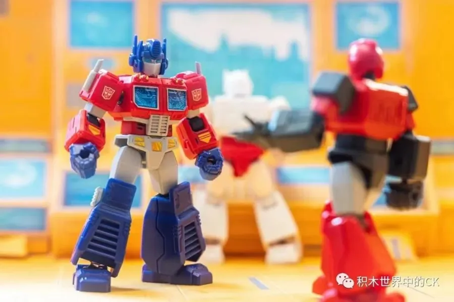 G1 Galaxy Version Vol. 1 Box of 9 Blind Box Model Kits | Transformers | Blokees