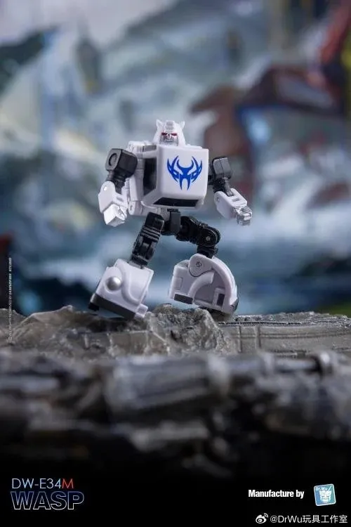 DW-E34M Wasp and DW-E35S Wingman Set of 2 | Dr. Wu