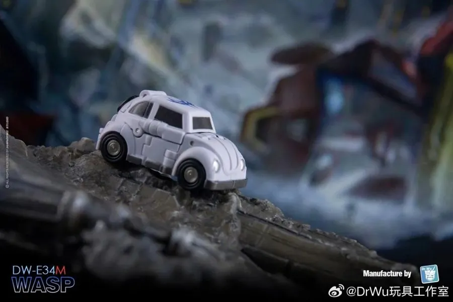 DW-E34M Wasp and DW-E35S Wingman Set of 2 | Dr. Wu