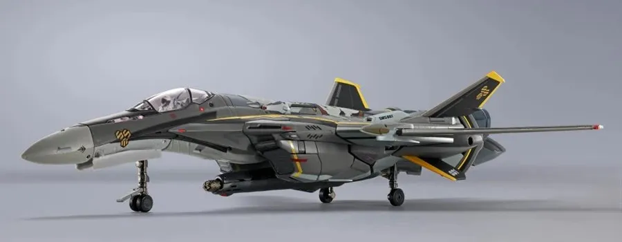 VF-25S Armored Messiah Valkyrie Ozma Lee Machine Revival Version DX Chogokin | Macross Frontier | Bandai Spirits