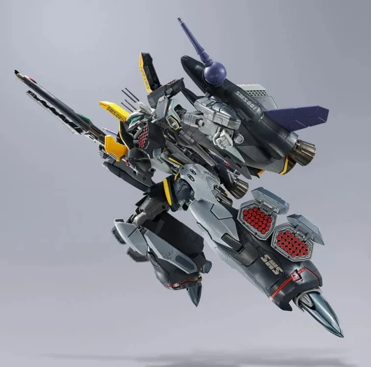 VF-25S Armored Messiah Valkyrie Ozma Lee Machine Revival Version DX Chogokin | Macross Frontier | Bandai Spirits