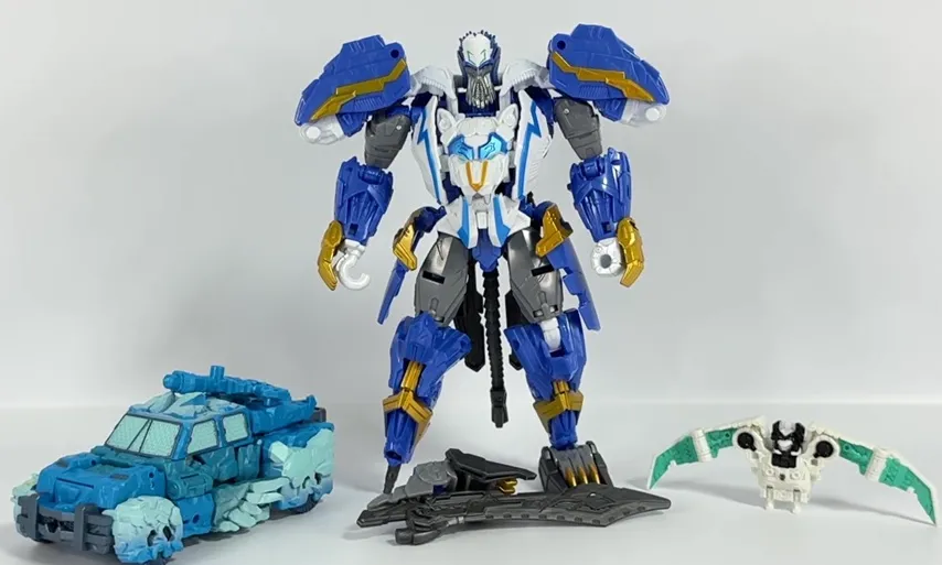 Star Raider Thundertron, Star Raider Nightstrike, Infernac Universe Calcitron Set of 3 Leader Class | Transformers: Legacy United
