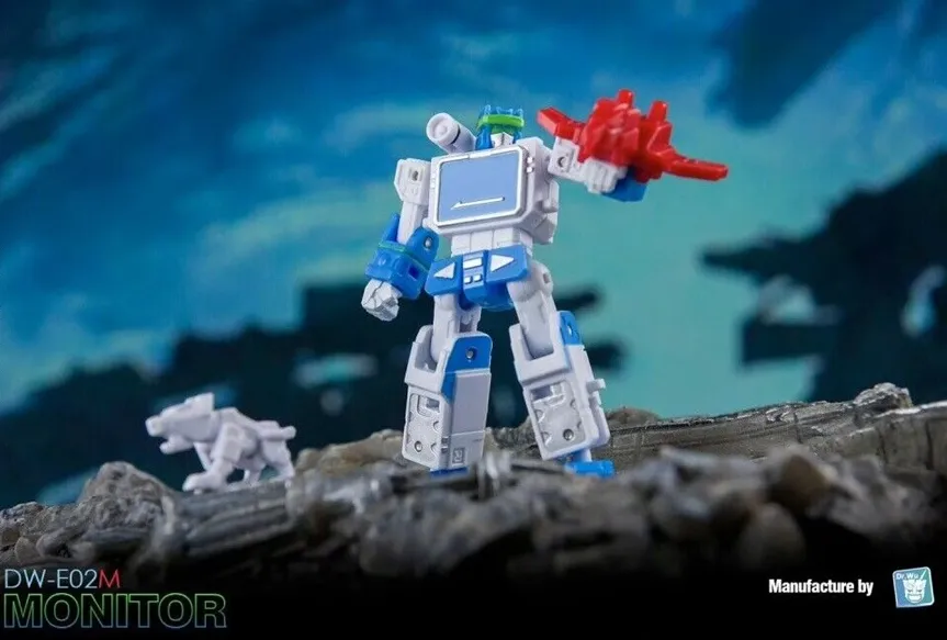 DW-E02M Monitor and DW-E16M Sound Master Shattered Glass Version Set of 2 | Dr. Wu