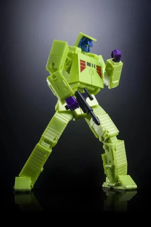 MX-45 Razer | X-Transbots