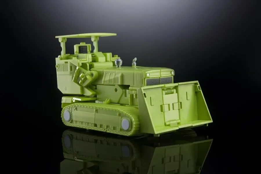 MX-45 Razer | X-Transbots