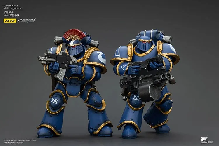 Ultramarines MKIII Legionaries Sergeant with Power Sword 1/18 Scale | Warhammer 40K: The Horus Heresy | Joy Toy