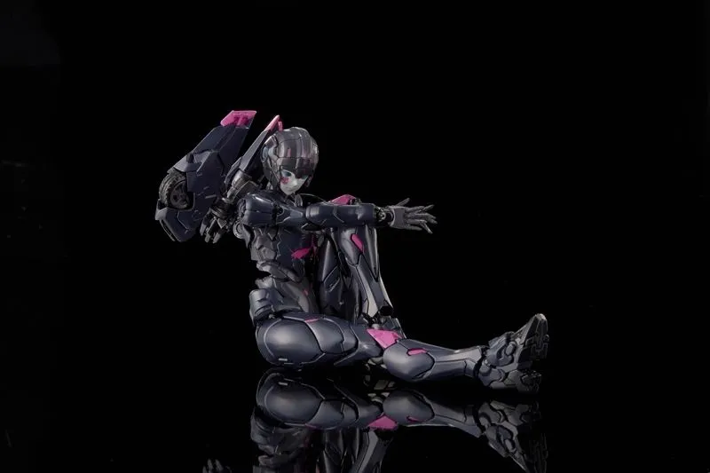 39 Black Arcee | Transformers Furai Model | Flame Toys