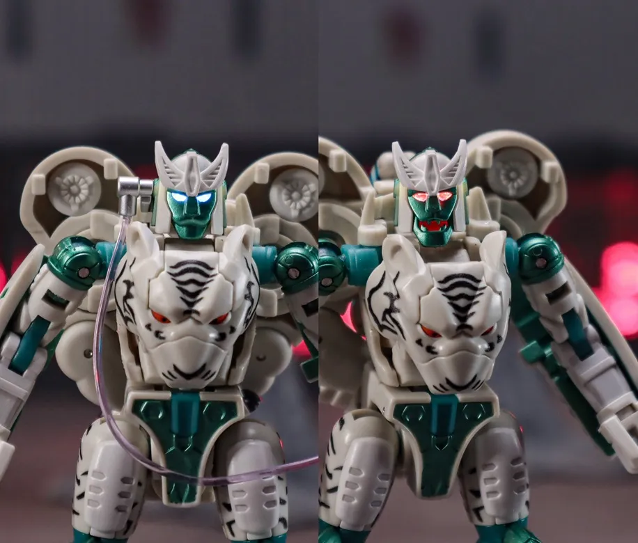 RT-04 Zhou Hu | Robot Toys