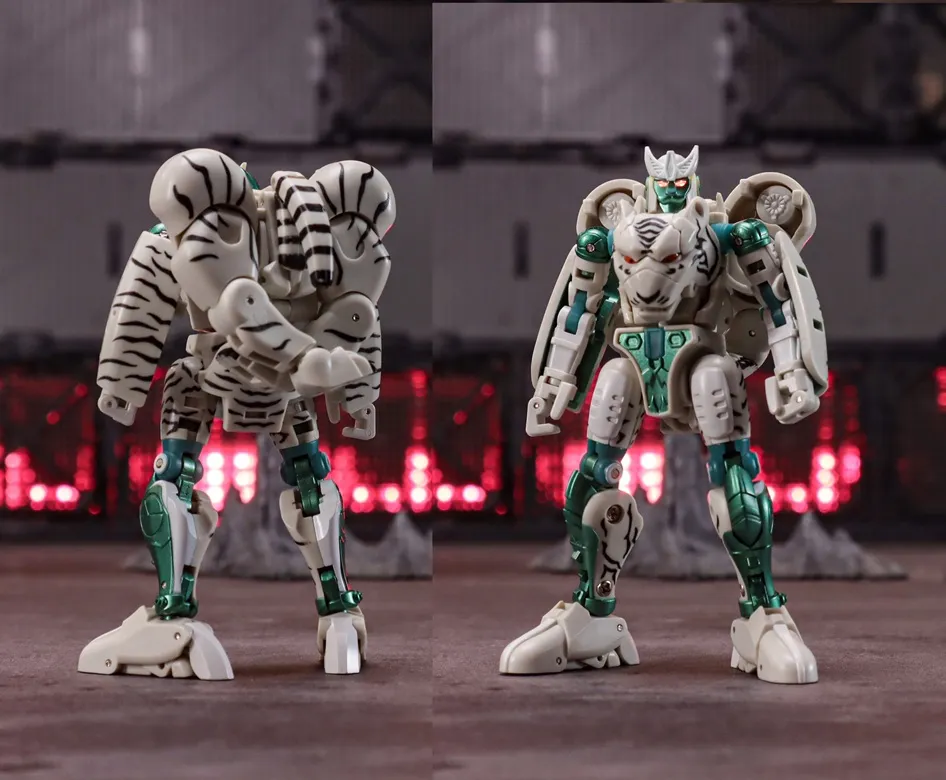 RT-04 Zhou Hu | Robot Toys