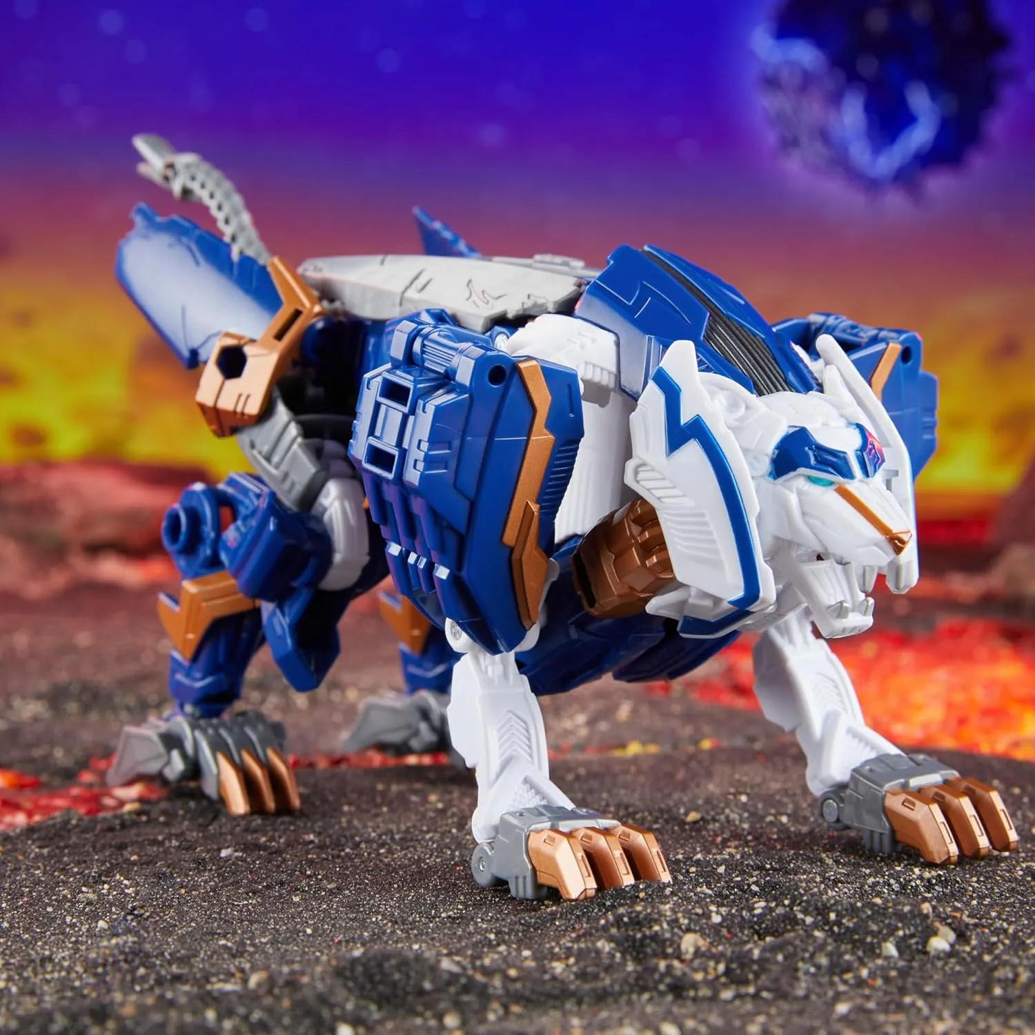 TL-62 Thundertron Japanese Version Legacy Voyager Class | Transformers Generations Legacy