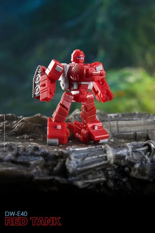DW-E40 Red Tank and DW-E41 Star Shuttle Set of 2 | Dr. Wu