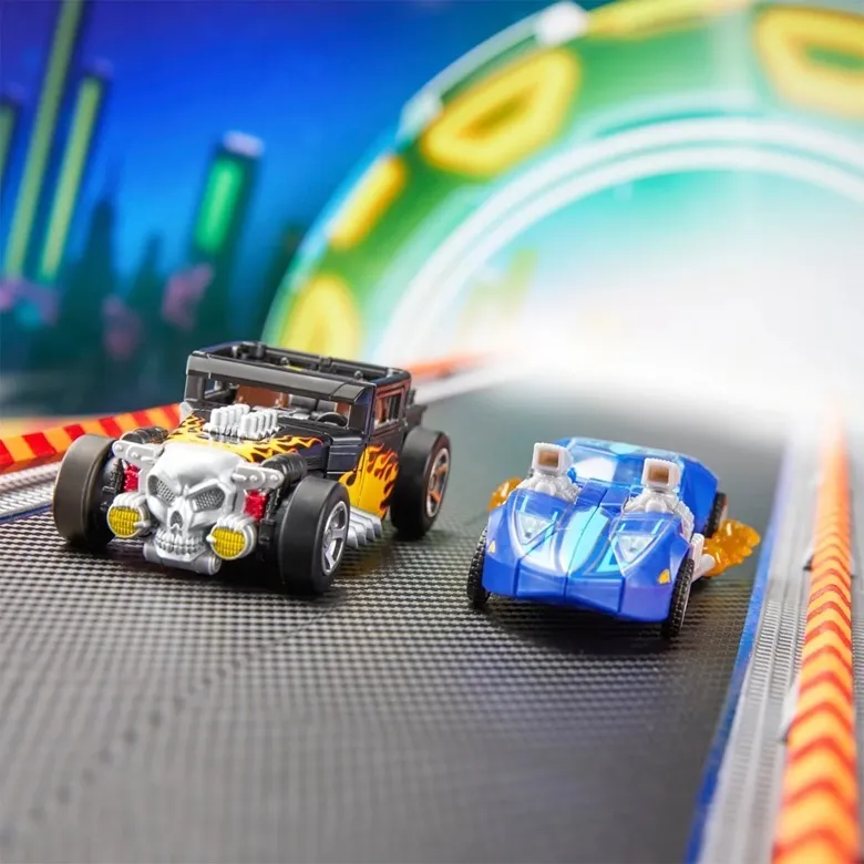 Bone Shaker Deluxe Class | Transformers x Hot Wheels | Transformers Collaborative
