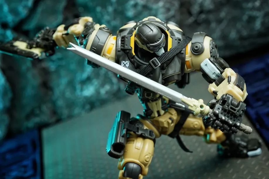 AMW-01 Python Apollo 1/12 Scale Figure Astrobotix Series | Toy Notch Astrobots