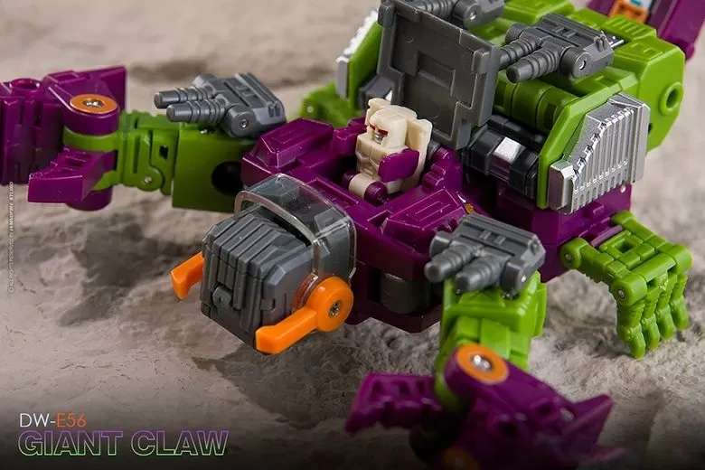 DW-E56 Giant Claw | Dr. Wu