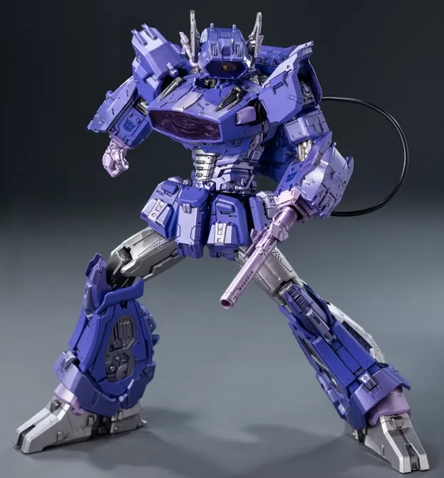 Shockwave MDLX Scale Collectible Figure | Transformers | Threezero