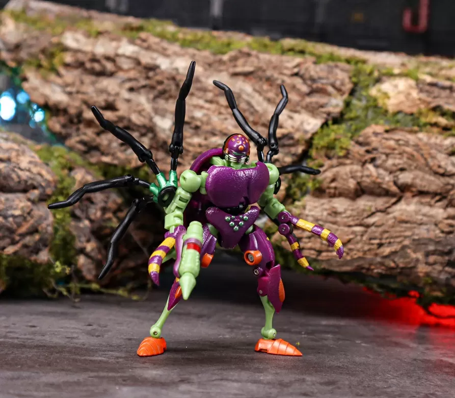 RT-05 Black Beetle Tarantulas | Robot Toys