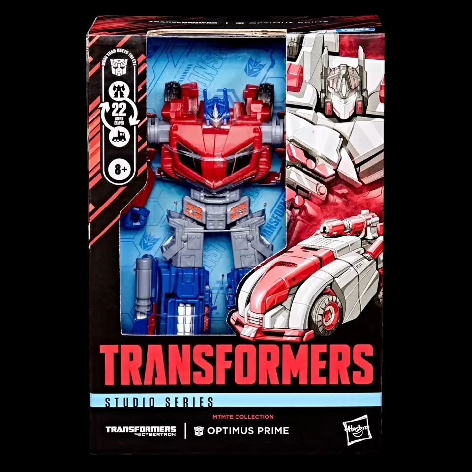 Optimus Prime MTMTE Collection | Transformers Studio Series | Transformers: War for Cybertron