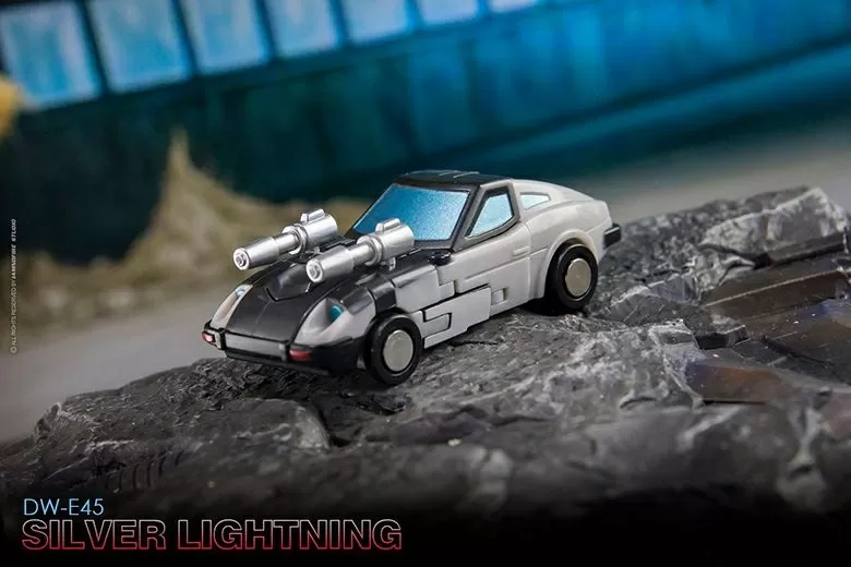 DW-E45 Silver Lightning and DW-E46 Claw Worm Set of 2 | Dr. Wu