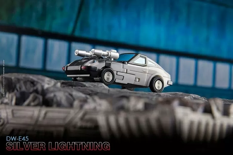 DW-E45 Silver Lightning and DW-E46 Claw Worm Set of 2 | Dr. Wu