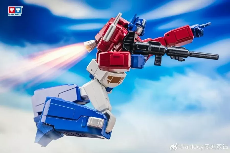 Optimus Prime Alpha Action Elite | AULDEY