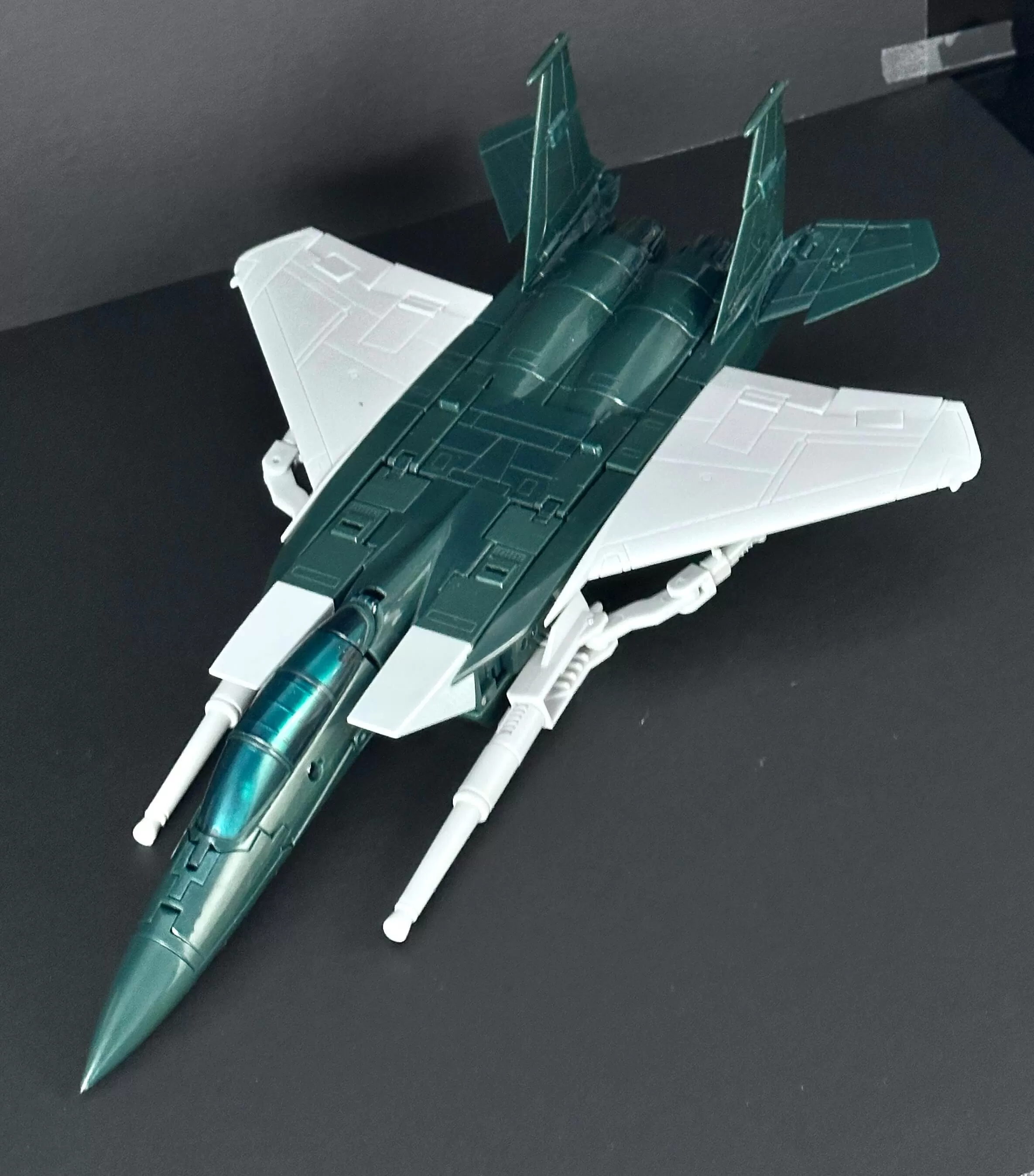 MTRC-18 Crocstyle Limited Edition Exclusive | MakeToys | Colorverse Series