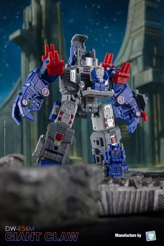 DW-E56M Giant Claw | Dr. Wu