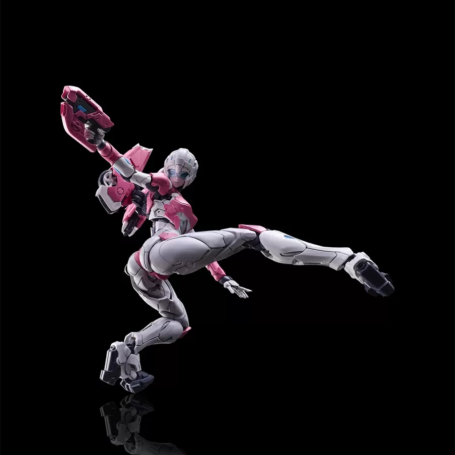Arcee | Transformers Furai Action | Flame Toys