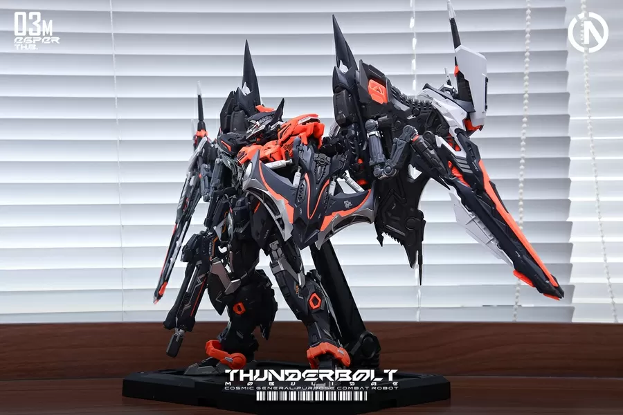 THB-03M Thunder-Speed Manta Ray 1/100 Scale Model Kit | Infinity Nova | IN ERA+