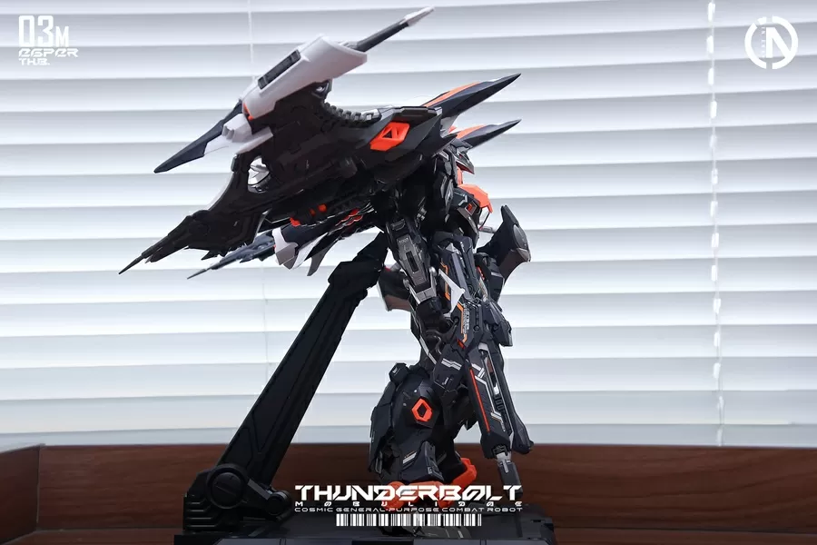 THB-03M Thunder-Speed Manta Ray 1/100 Scale Model Kit | Infinity Nova | IN ERA+