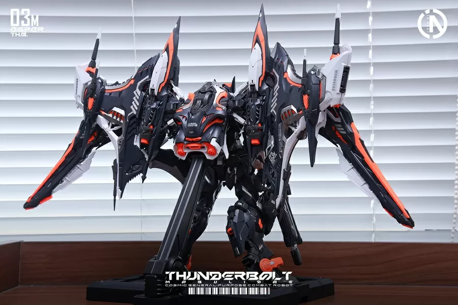 THB-03M Thunder-Speed Manta Ray 1/100 Scale Model Kit | Infinity Nova | IN ERA+