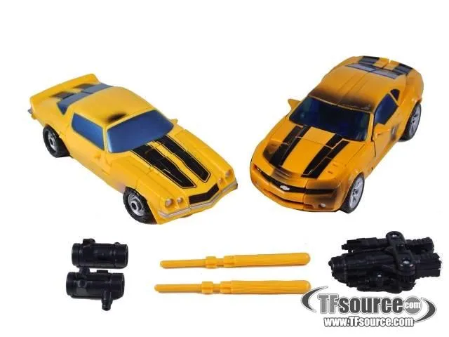 Deluxe Class Bumblebee Evolution of a Hero Exclusive | Transformers the Movie