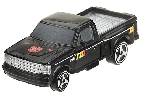 Ultra Magnus and Ironhide Spy Changer Set | Transformers Universe
