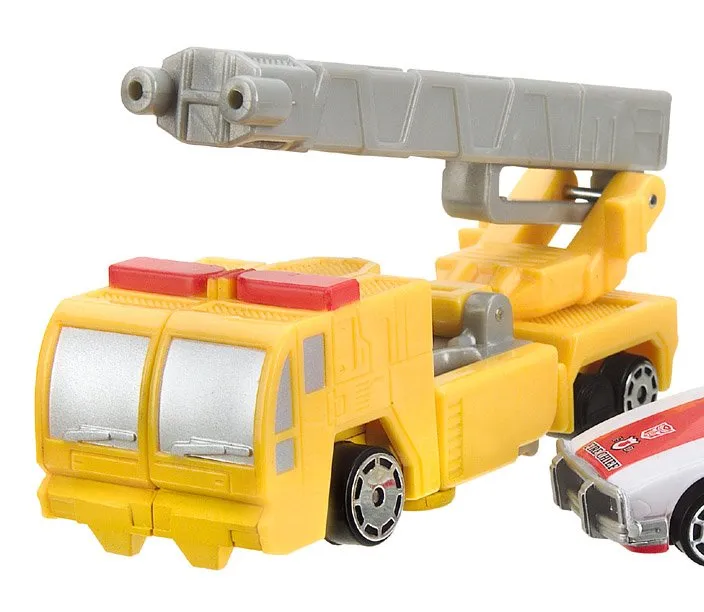 Optimus Prime and Prowl Spy Changer 2-Pack Exclusive | Transformers Universe