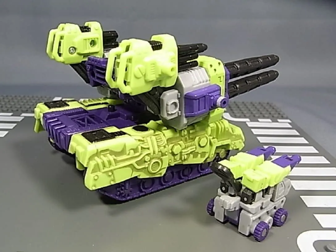 SD-02 Ironhide Demolisher Deluxe Class | Transformers Superlink Energon