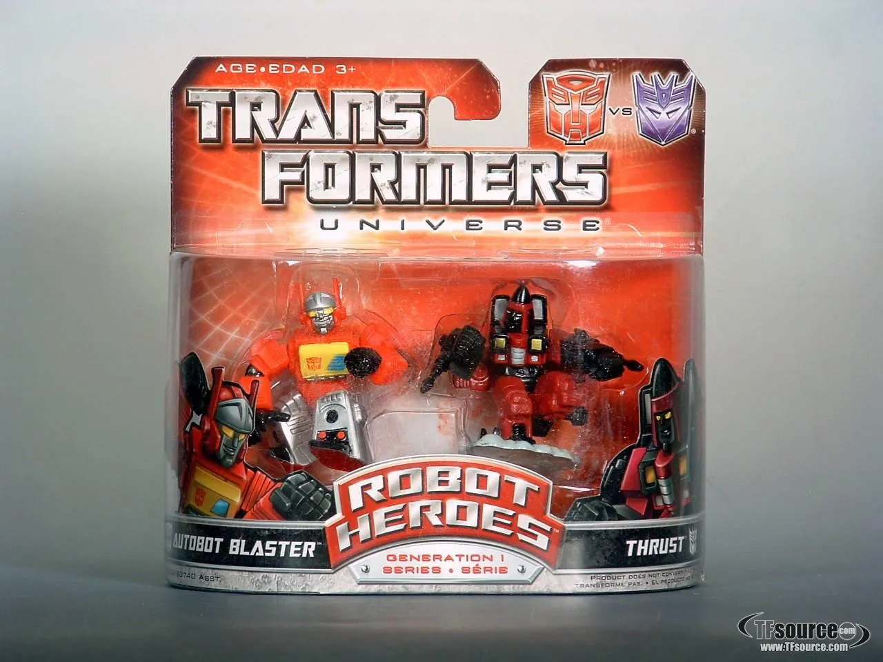 Blaster vs Thrust | Transformers Robot Heroes