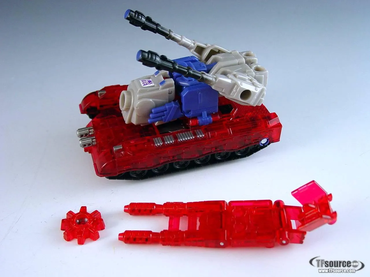 Landquake | TFCC Transformers Collectors Club Exclusive