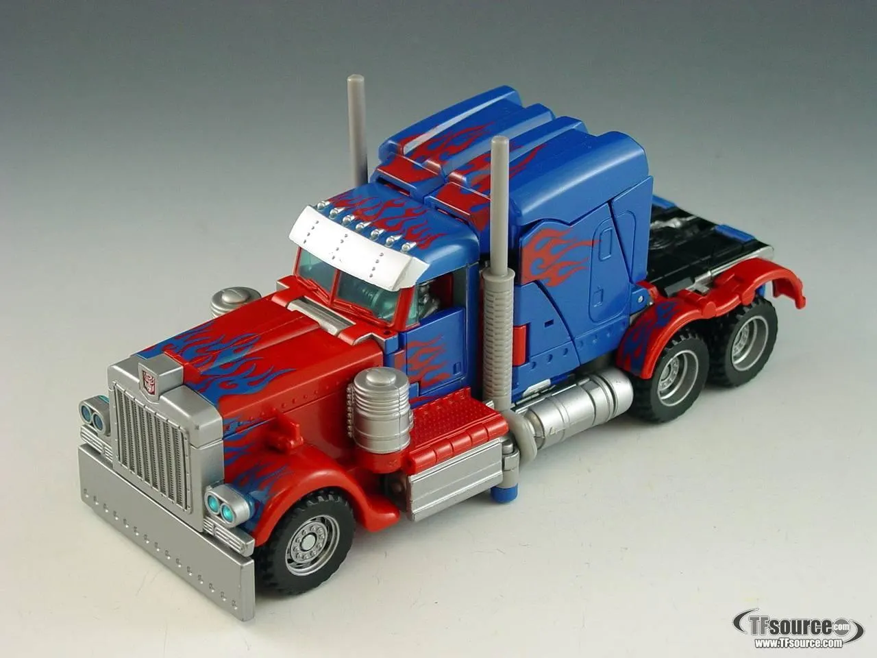 Voyager Class Robo-Vision Optimus Prime | Transformers the Movie